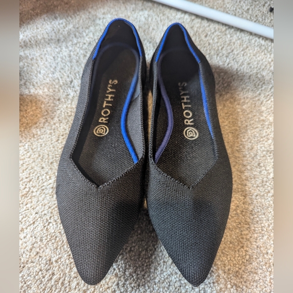 Nearly New Rothys - Picture 3 of 5